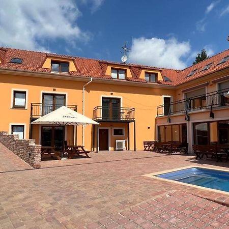 Pension Mikulov Exterior foto